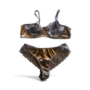 New Chocolate Floral Sunflower Lace and Satin Bra and Underwear Set size Medium